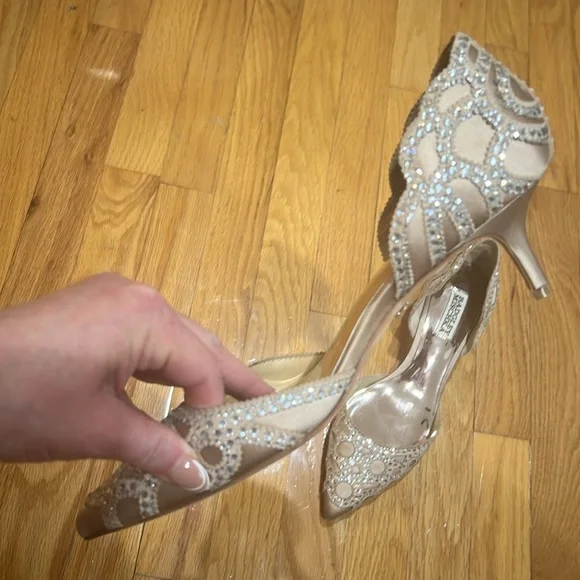NWOB Badgley Mischka Sparkle Pumps Sz 8.5 - Picture 3 of 9